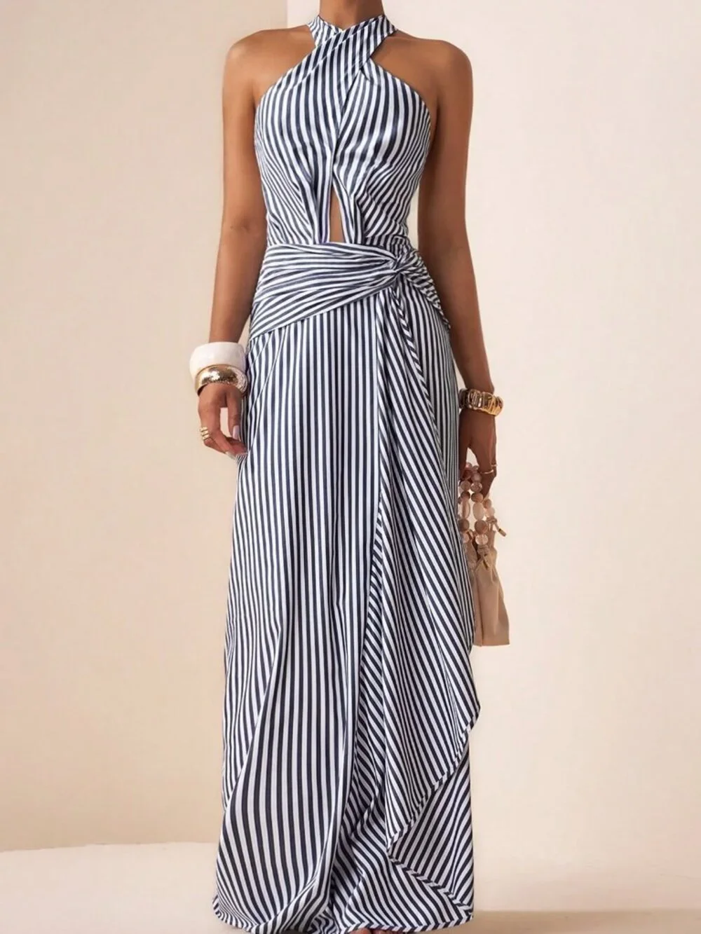 Navy Blue Sexy Women's Backless Halter Neck Maxi Dress - Picture 4 of 7